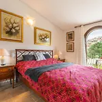 Oleandro By Interhome * فيلاّسيمِيوس
